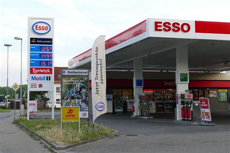 ESSO Tankstelle Esso Tankstelle Klettwitzer Str. 1 in 01968 .